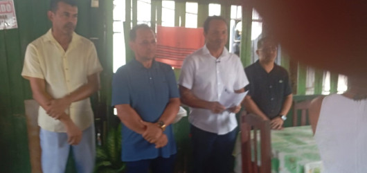 Prefeito de José de Freitas anuncia projeto para organizar comércio na Praça Ary Carvalho