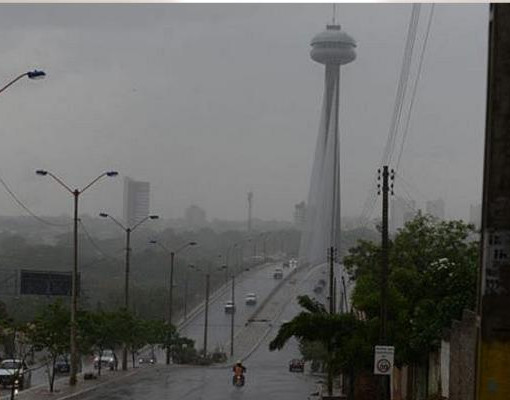 Feriado do Dia do Trabalhador terá sol e chuva com risco de temporal em Teresina