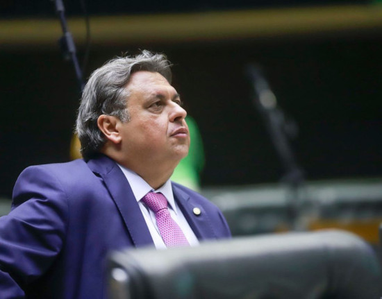 Júlio Arcoverde reassume mandato na Câmara dos Deputados