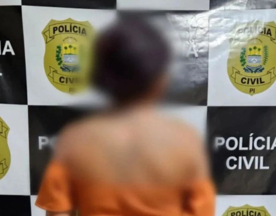 Mulher procurada por envolvimento com facção é presa durante visita íntima a detento em Picos (PI)