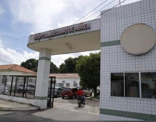 Paciente tem surto e passa mais de cinco horas no telhado de hospital em Teresina