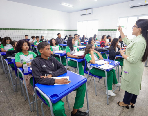 Seduc anuncia nova convocação com mais de 500 vagas na educação