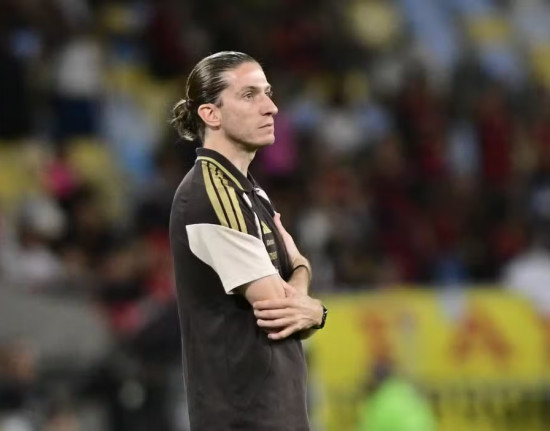 Flamengo demite Filipe Luís após goleada, e Leonardo Jardim ganha força nos bastidores
