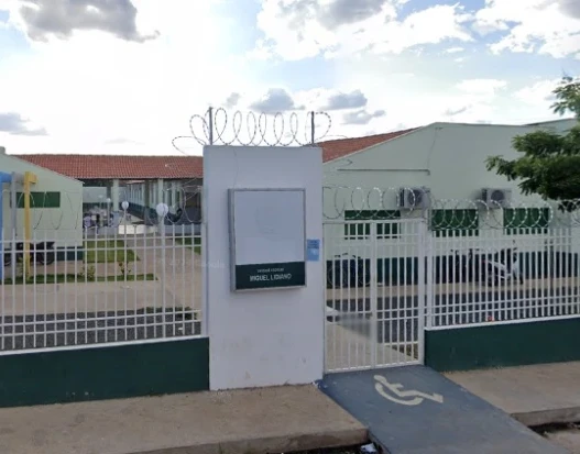 Após mal-estar de alunos, Seduc suspende aulas em escola de Picos