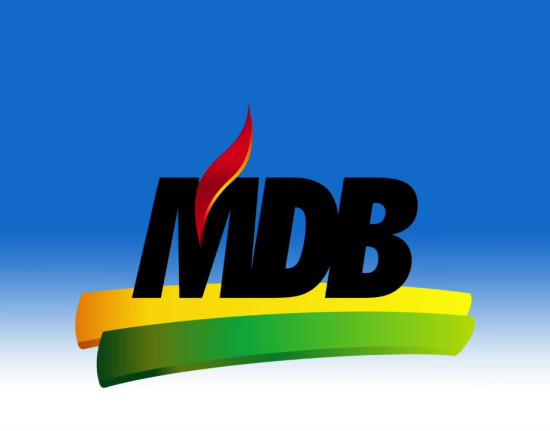 O CAMALEÃO DA POLÍTICA