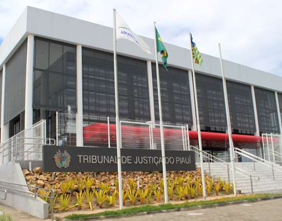 Advogado é condenado por apropriação indébita de R$ 21 mil de aposentado no Piauí