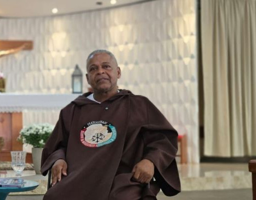 Padre Nilton fala sobre fama, perseguições e o futuro da Missa da Misericórdia