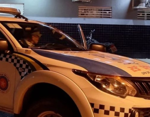 Criminosos em carro prata matam homem a tiros na zona Sudeste de Teresina