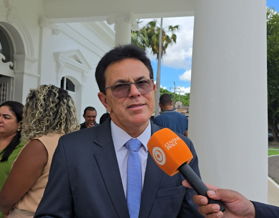 Zé Santana destaca acesso ao crédito durante lançamento de programa em Paes Landim