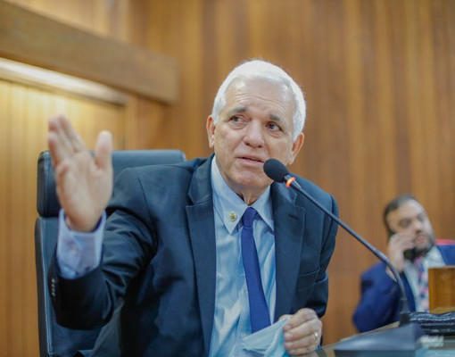 Themistocles Filho disputa por vaga na Alepi e critica atuação de adversários em Esperantina