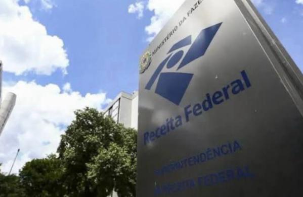 Receita Federal paga lote da malha fina e libera R$ 403 milhões em restituições