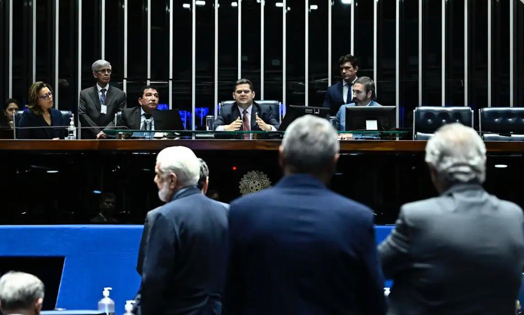Senado aprova cota de 30% para mulheres nos conselhos de estatais