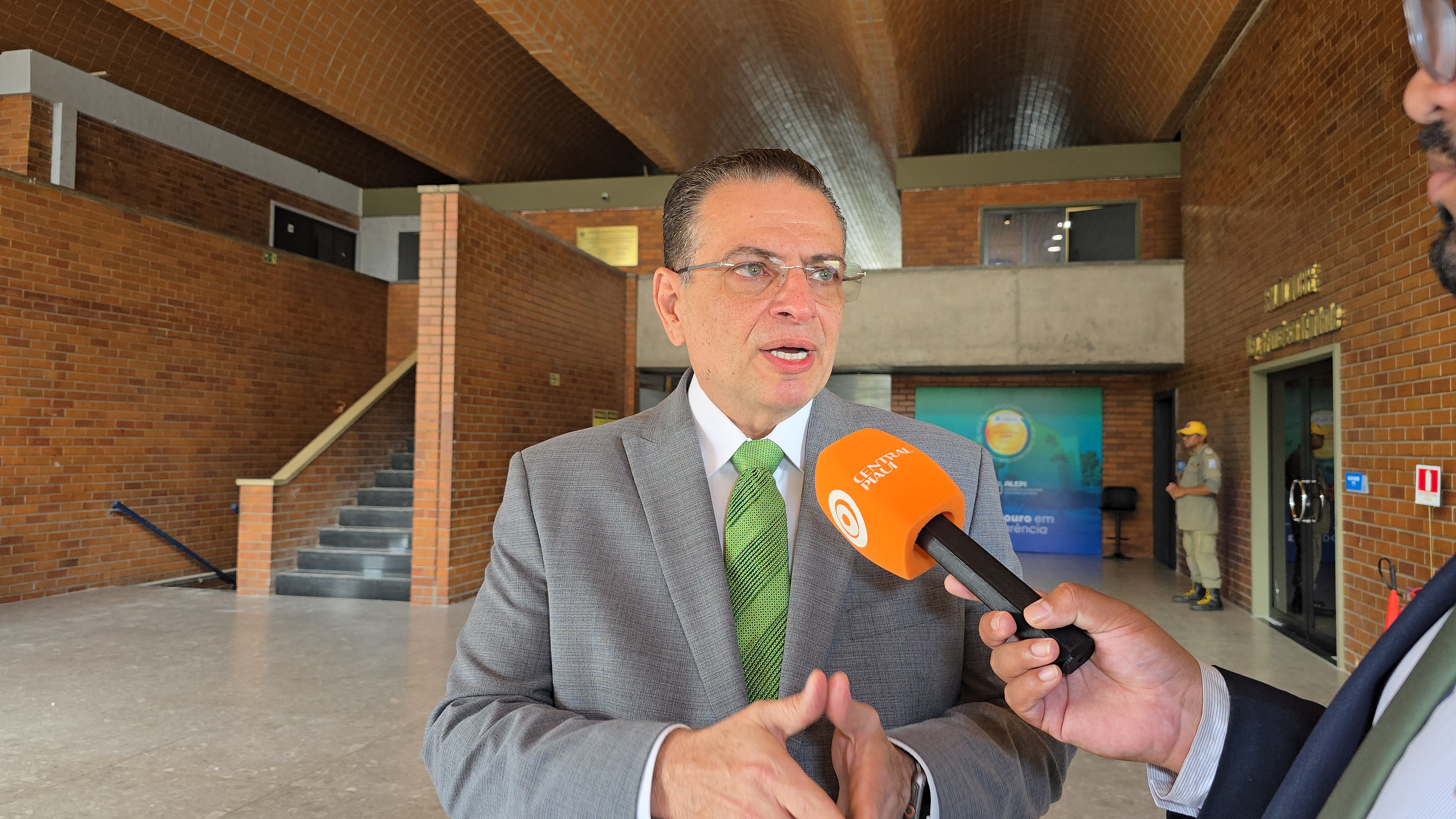 “Quer perder 150 mil votos?”, reage Gessivaldo após declaração de Marcelo Castro