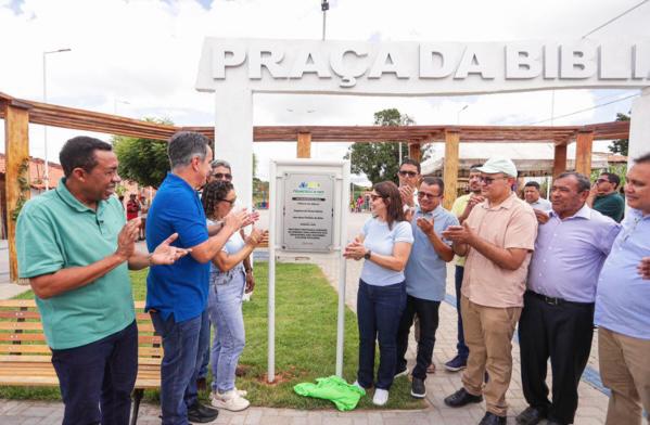 Ciro Nogueira entrega obras e anuncia novos investimentos em Francisco Ayres