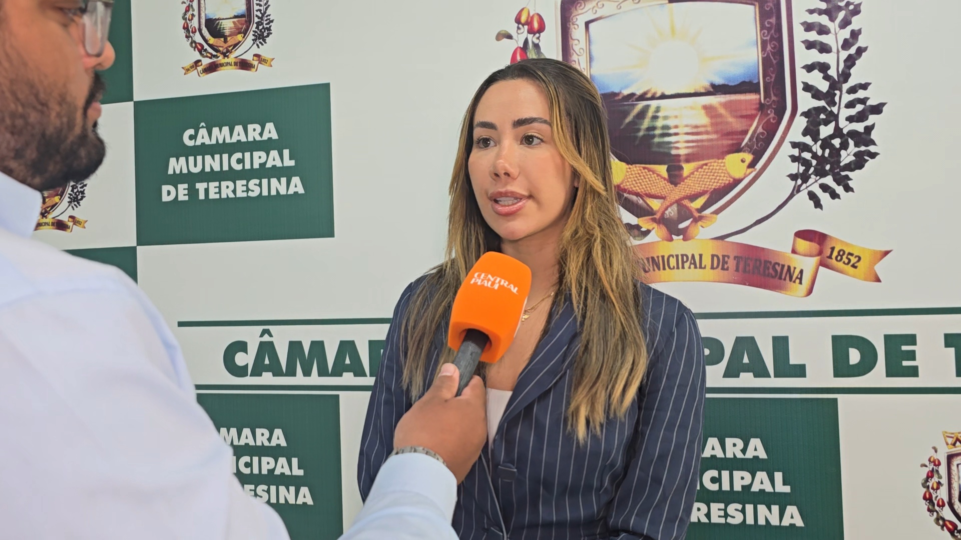 Vereadora Fernanda Gomes define primeiro voto ao Senado e mantém segundo em aberto