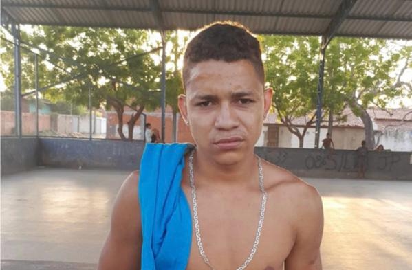 Jovem é morto a tiros no bairro Recanto dos Pássaros