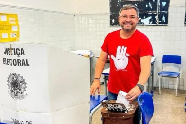Fábio Novo é eleito presidente do PT no Piauí com ampla vantagem