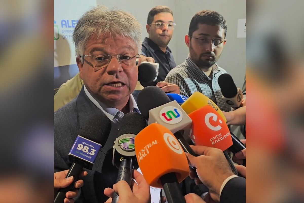 Deputado cobra explicações do governo após operação da PF na Sesapi