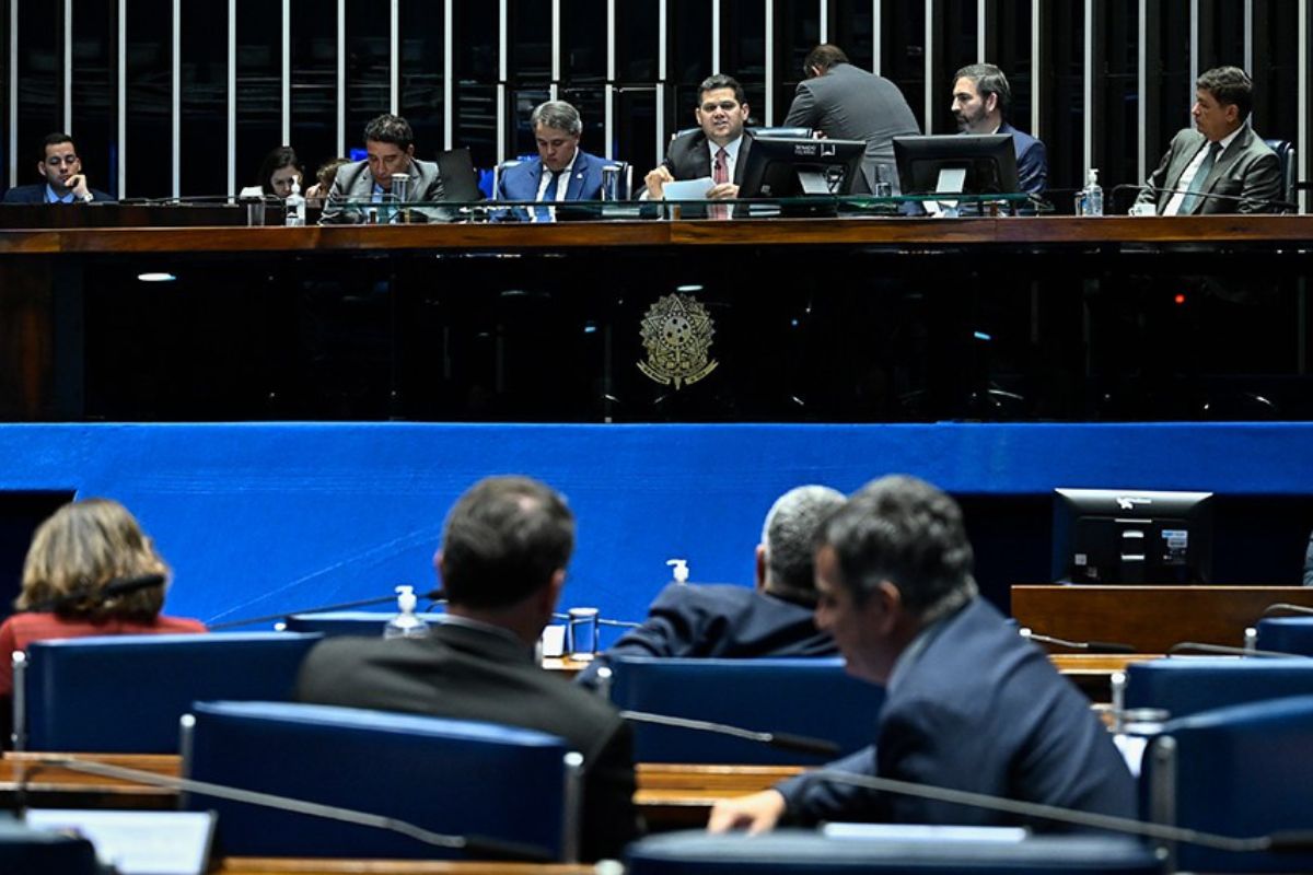 Senado aprova mais cadeiras na Câmara e Piauí mantém seus 10 deputados