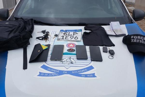 Dupla armada rende esposa e filha de pastor e rouba carro em Teresina