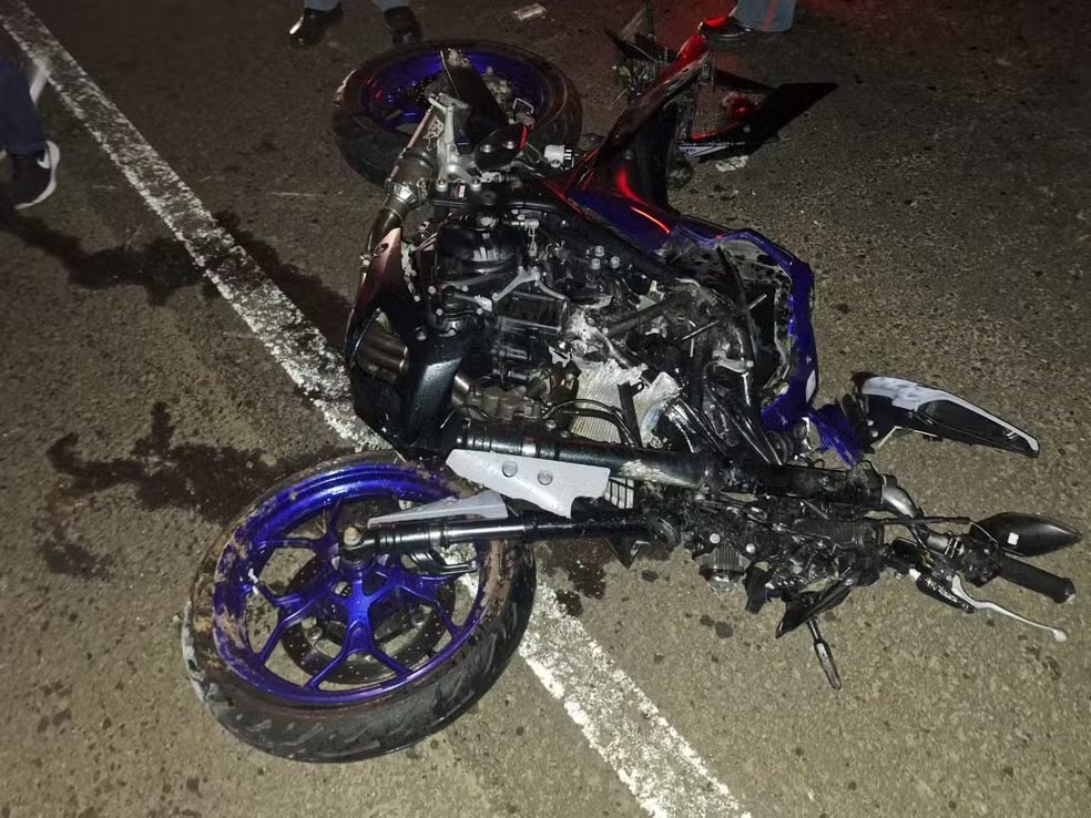 Motociclista fica gravemente ferido após cair de moto na BR-402, em Parnaíba