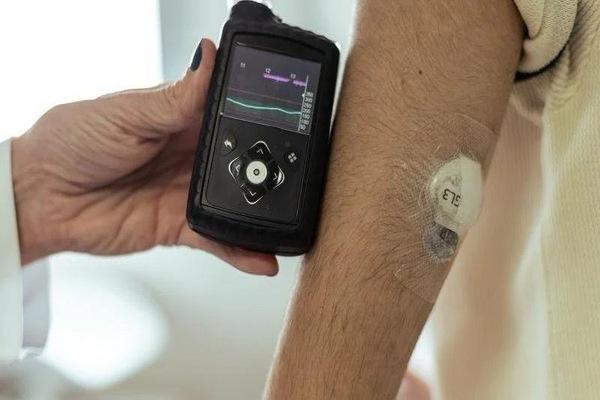 Projeto propõe política nacional de cuidado a pessoas com diabetes tipo 1