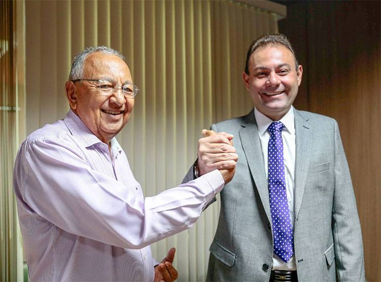 Dr. Pessoa dá ultimato a Jeová Alencar