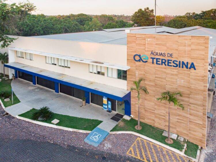 Justiça suspende norma que limitava cobrança de taxa de esgoto em Teresina