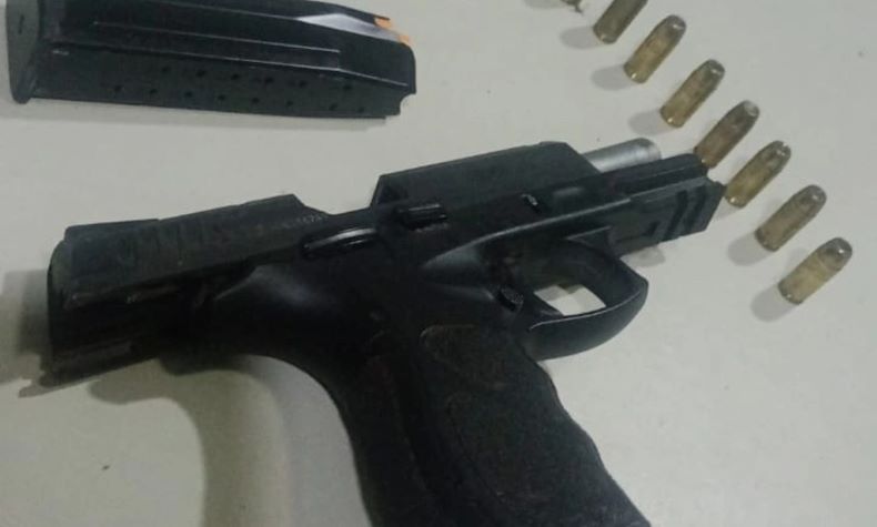 Homem é preso em flagrante com arma na cintura na Zona Norte de Teresina