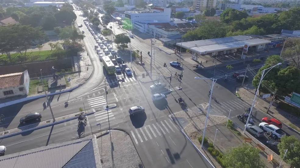 Strans anuncia semáforos inteligentes nas avenidas Barão de Gurguéia e Miguel Rosa