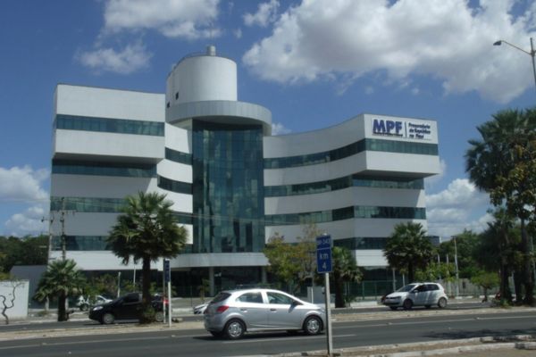 MP alerta para golpe do falso advogado após prejuízos no Piauí