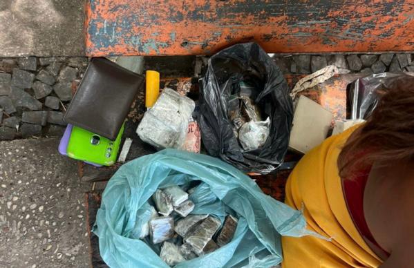 Casal suspeito de tráfico é preso durante ação do Denarc na zona Norte de Teresina