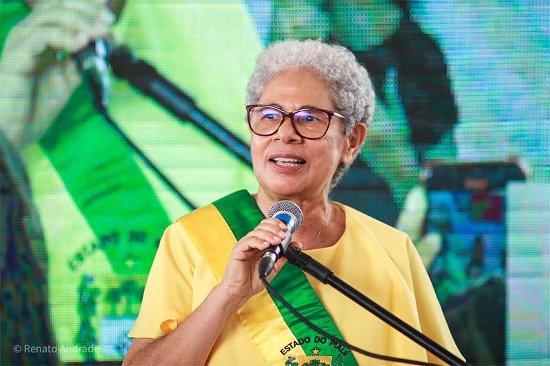 Regina Sousa se despede da Secretaria de Assistência Social com homenagem e emoção