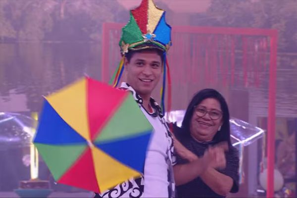 Líder Guilherme tem muito Frevo em sua festa