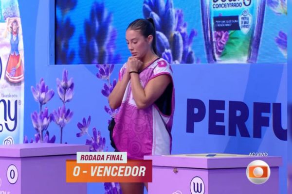 Renata é líder pela primeira vez