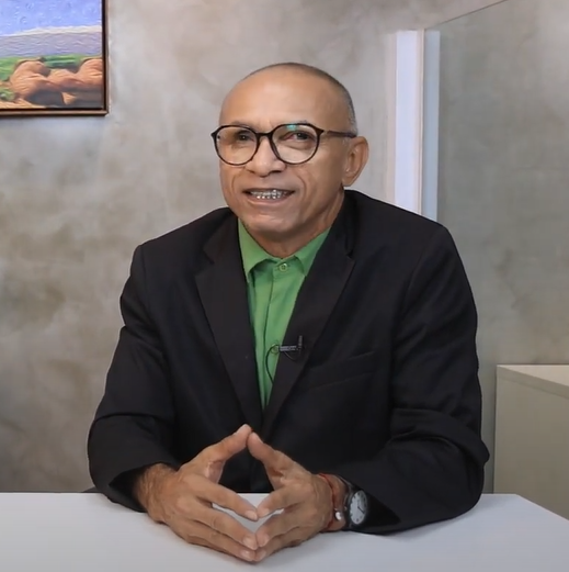 'Pesquisa pode ser usada para induzir a opinião pública', diz Arnaldo Eugênio