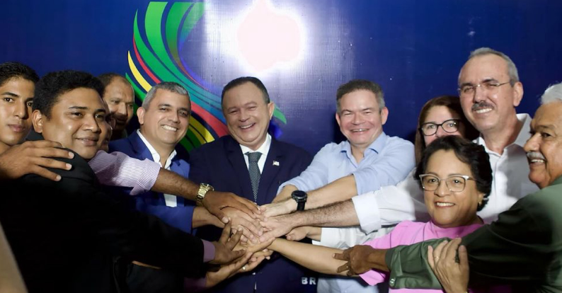 Coronel Schneider retira candidatura e declara apoio a Rafael em Timon