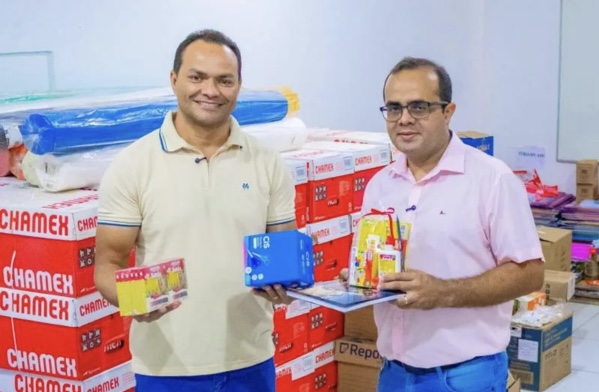 Prefeitura de José de Freitas amplia investimentos em educação com obras e kits