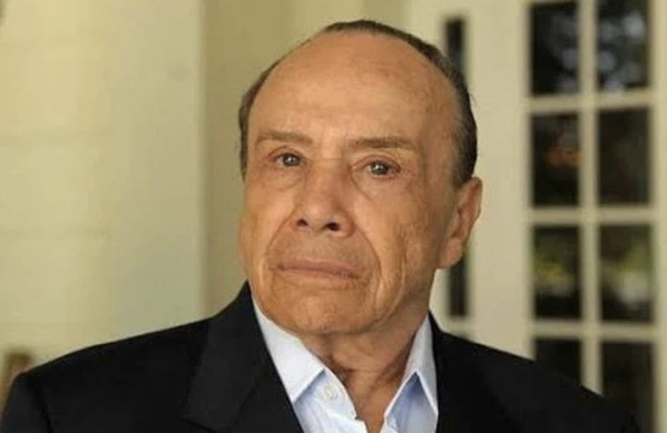 Ator Stenio Garcia diz ter sido abandonado financeiramente e move ação contra filhas