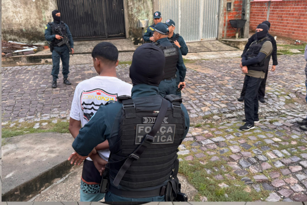 Adolescentes são apreendidos por suspeita de roubo a motorista de aplicativo em Teresina