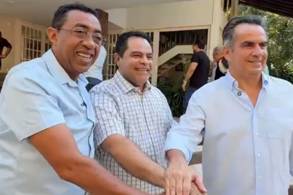 Ciro Nogueira anuncia Pastor Ricardo Braz como suplente
