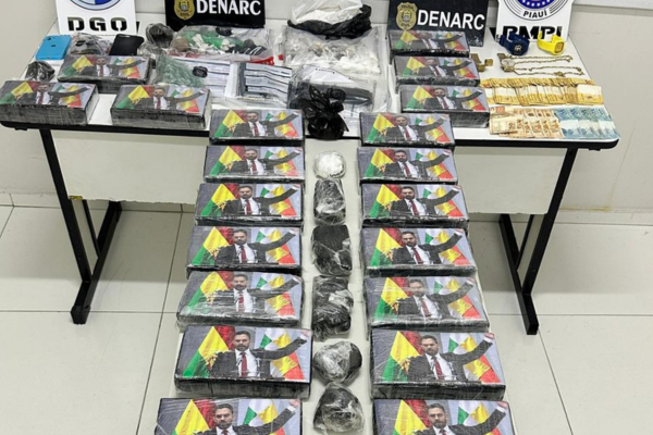 Depósito de drogas é localizado e 17 pessoas são presas em Teresina
