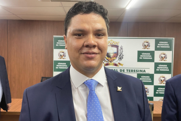 “Não estive no palanque de Silvio, mas estou aberto para diálogo”, diz vereador