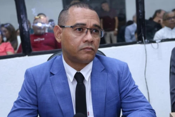 Vereador acusado de mandar matar homem no MA obtém habeas corpus e volta ao cargo