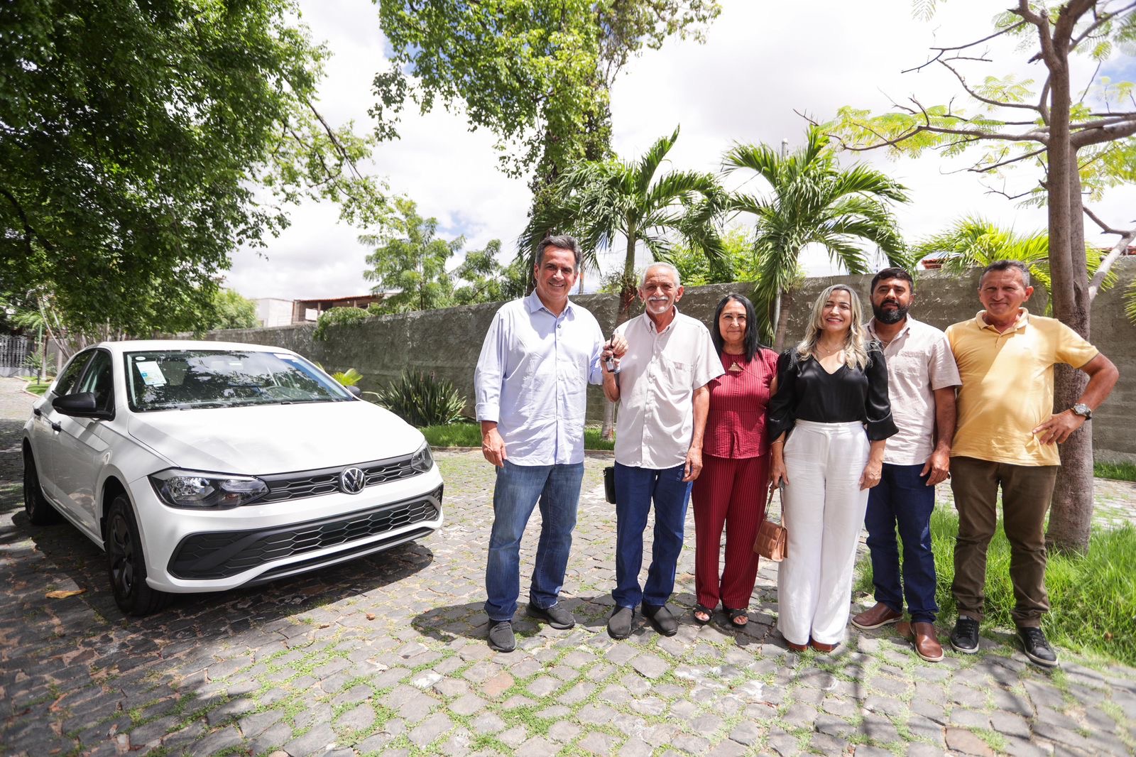 Olho D’Água do Piauí recebe R$ 396 mil em emenda de Ciro Nogueira e dois novos veículos