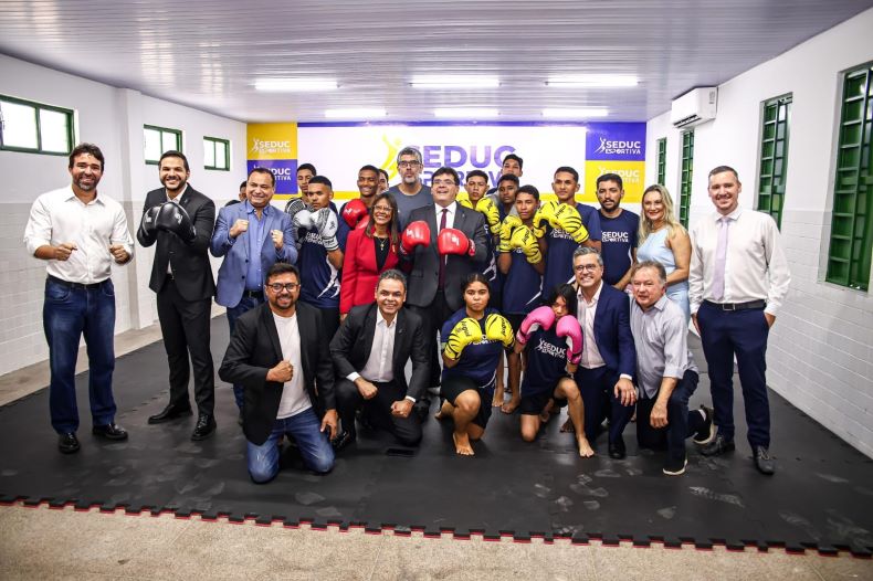 Governador Rafael Fonteles inaugura reforma do Ceti Dr. Fontes Ibiapina em Teresina
