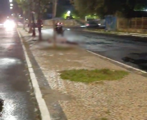 Homem morre após perder controle de motocicleta na Avenida Maranhão