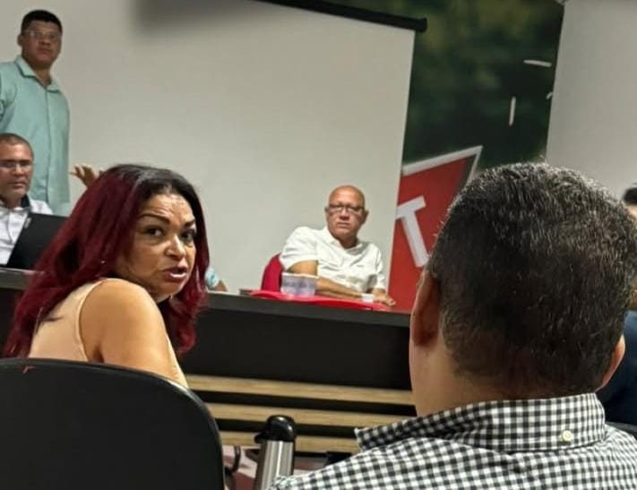 Franzé 'confirma' que fica no PT e já sonha com vaga na Câmara