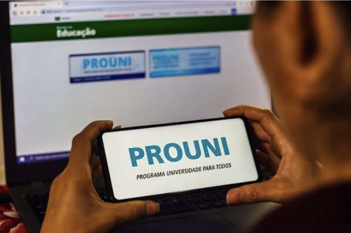 Inscrições do Prouni 2025.2 estão abertas com mais de 211 mil bolsas