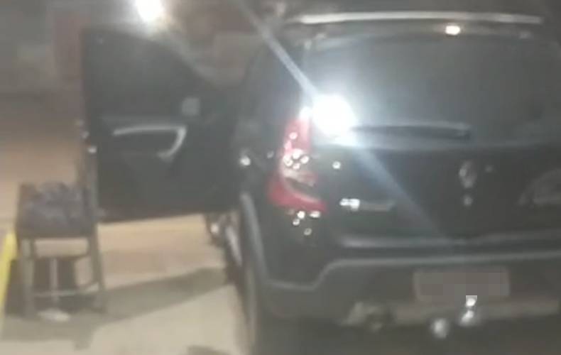 Homem é encontrado baleado dentro de carro e morre em Teresina